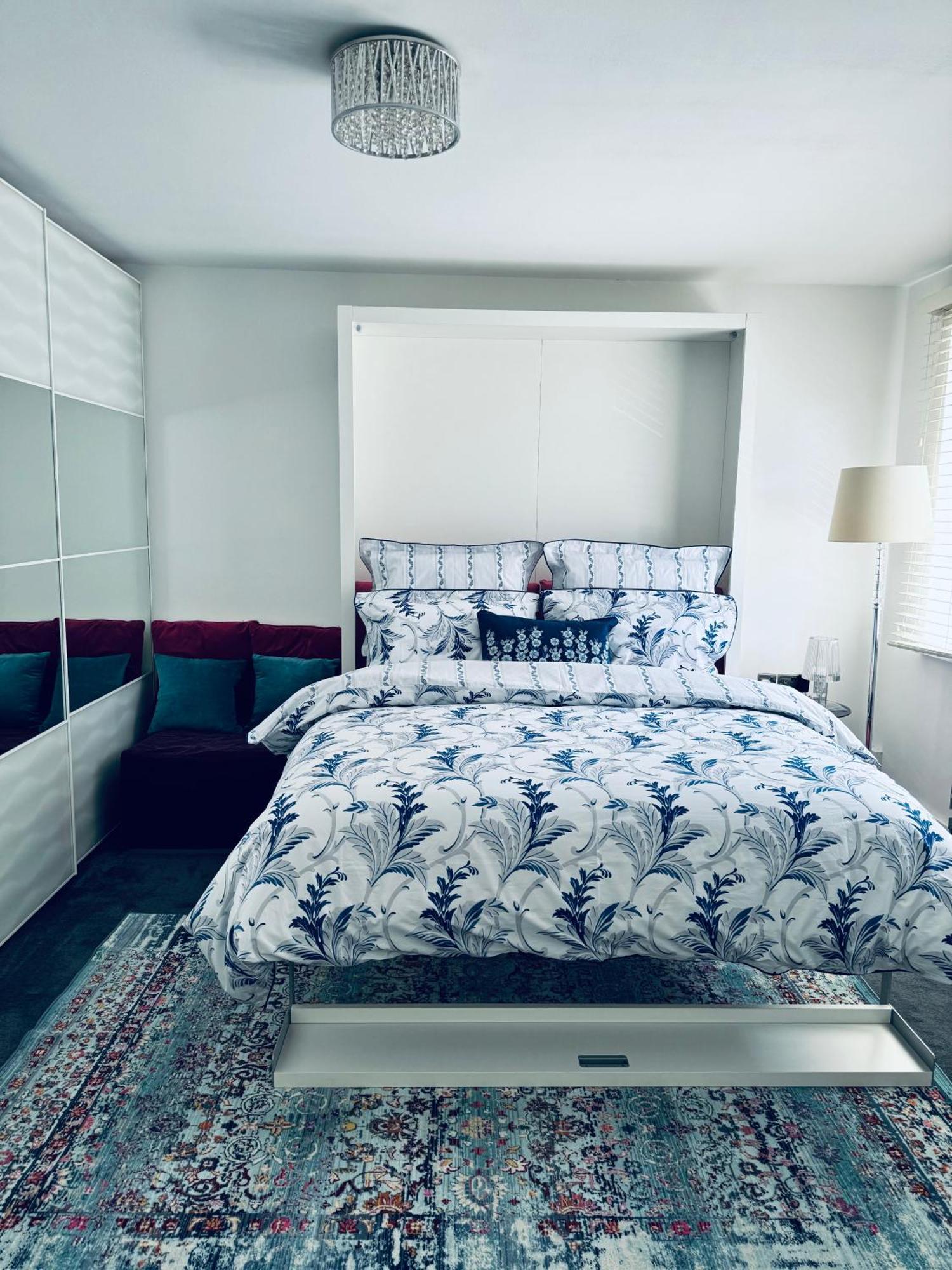 Central London Stylish Newly Decorated Studio Flat Екстериор снимка